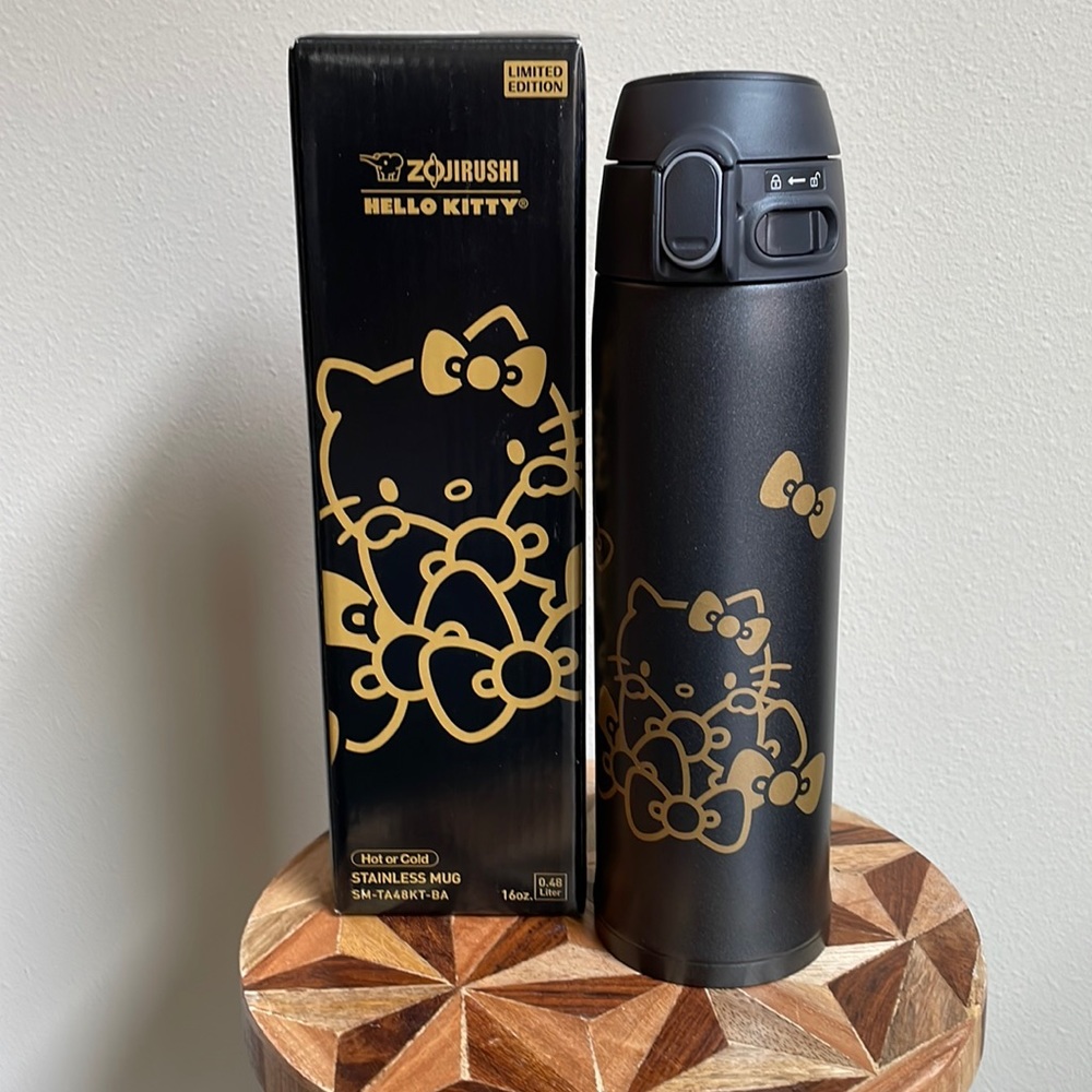 Brand New Limited Edition Hello Kitty x Zojirushi Stainless Steel Water bottle